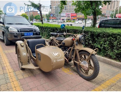 06 RV 583, Renault 12